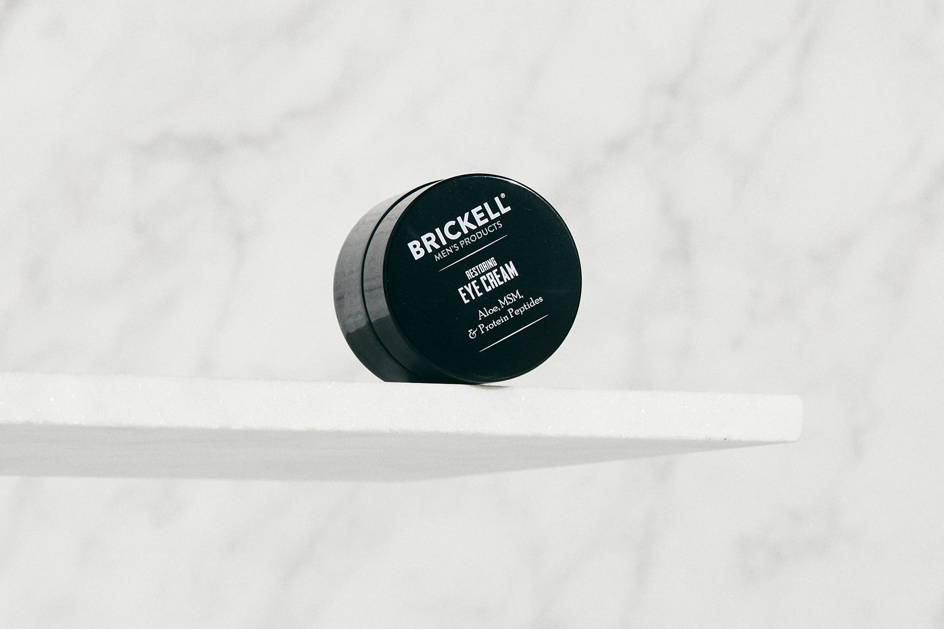 Restoring Eye Cream for Men - Image 2