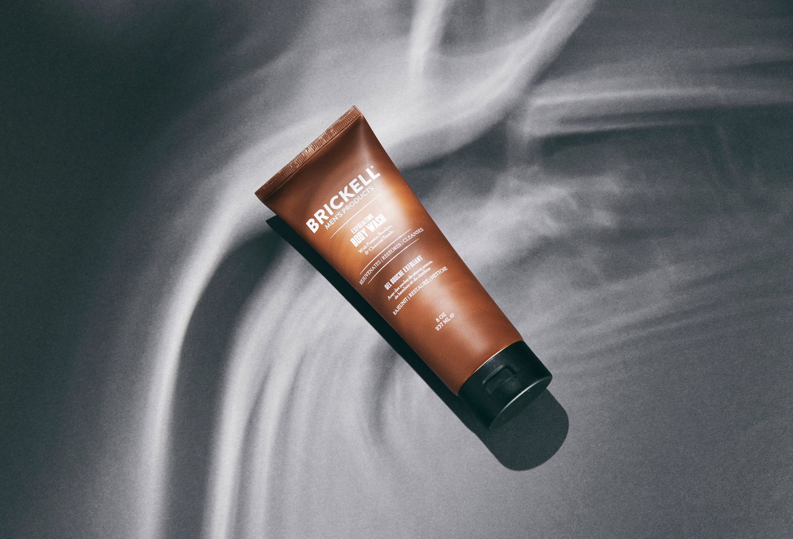 Exfoliating Body Wash for Men - Image 3